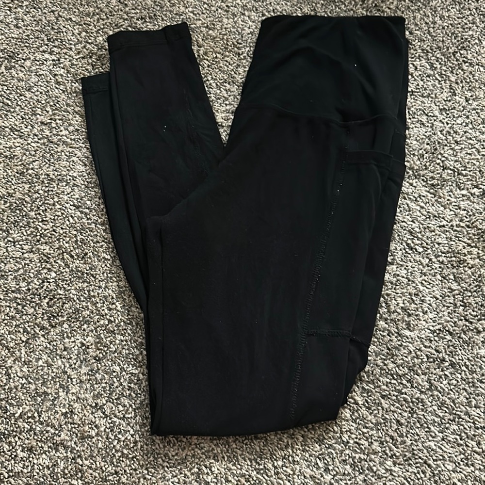 Black leggings